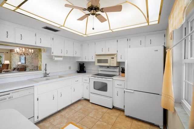 871 NEW YORK AVENUE 307, Dunedin, FL 34698