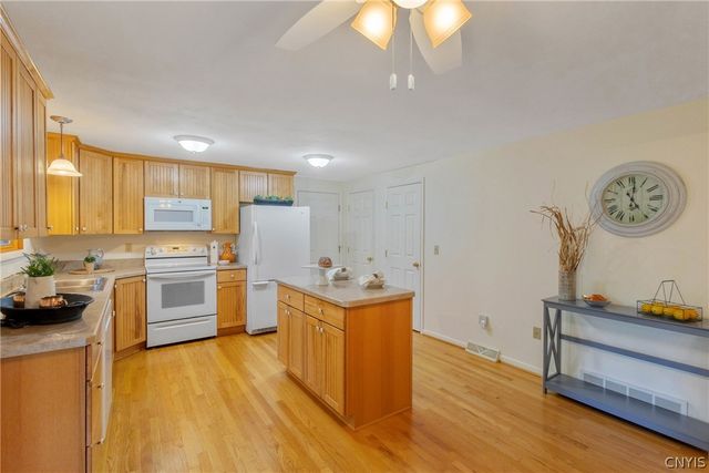 7895 Dewitt Drive, Lysander, NY 13027