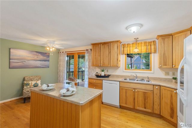 7895 Dewitt Drive, Lysander, NY 13027