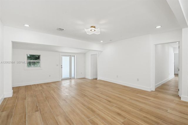 2001 SW 23rd Avenue, Fort Lauderdale, FL 33312