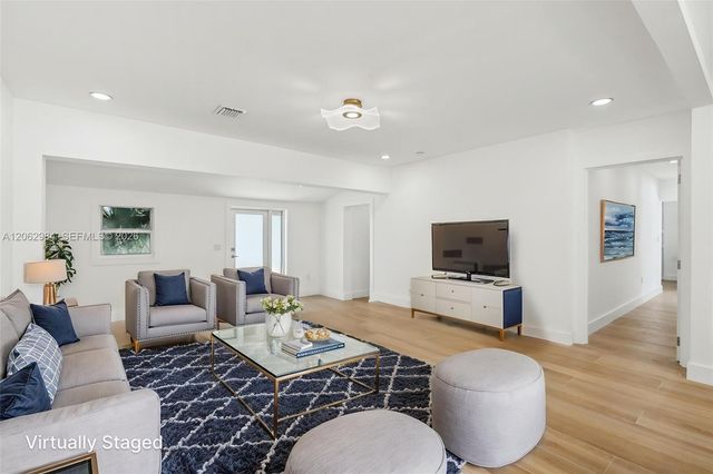 2001 SW 23rd Avenue, Fort Lauderdale, FL 33312