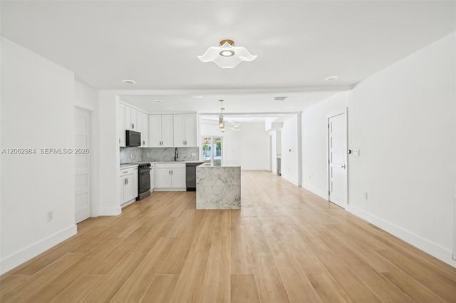 2001 SW 23rd Avenue, Fort Lauderdale, FL 33312
