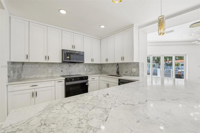 2001 SW 23rd Avenue, Fort Lauderdale, FL 33312