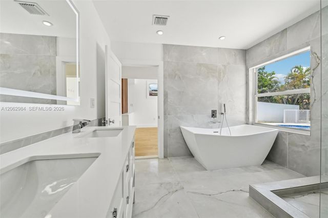 2001 SW 23rd Avenue, Fort Lauderdale, FL 33312