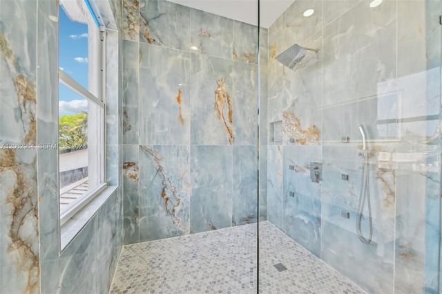 2001 SW 23rd Avenue, Fort Lauderdale, FL 33312
