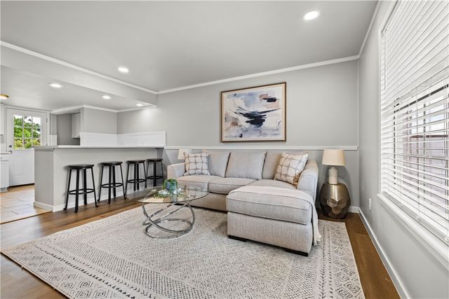 1011 & 1009 W Cypress Street, Rogers, AR 72756