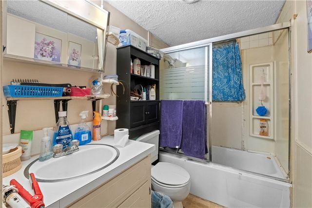 1011 & 1009 W Cypress Street, Rogers, AR 72756