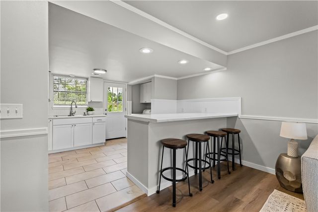 1011 & 1009 W Cypress Street, Rogers, AR 72756