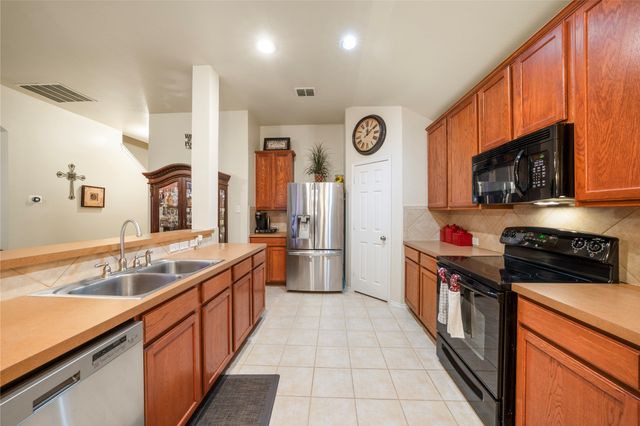 1921 Fairway Glen Drive, Wylie, TX 75098