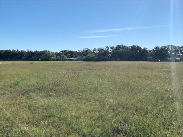 1900 Cisco DR, Spicewood, TX 78669