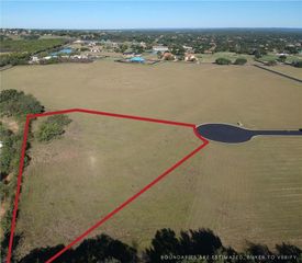 1900 Cisco DR, Spicewood, TX 78669