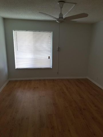 2601 Boundbrook Boulevard 104, Palm Springs, FL 33406