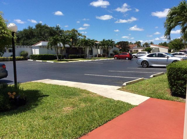 2601 Boundbrook Boulevard 104, Palm Springs, FL 33406