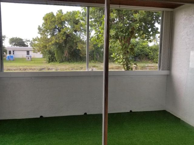 2601 Boundbrook Boulevard 104, Palm Springs, FL 33406