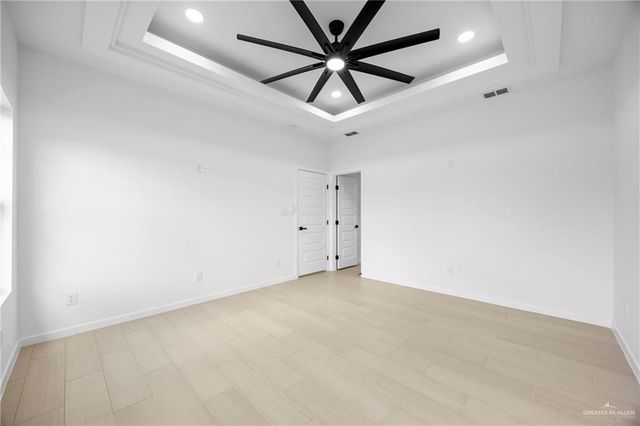 2221 N Woody Street, Edinburg, TX 78541