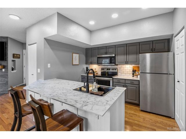 6001 S Yosemite St E205, Greenwood Village, CO 80111