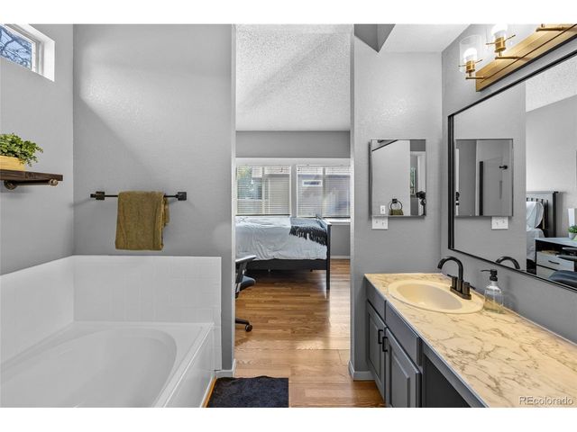 6001 S Yosemite St E205, Greenwood Village, CO 80111