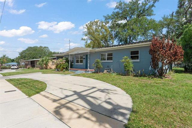 715 W BEACON ROAD, Lakeland, FL 33803