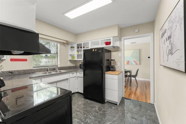 715 W BEACON ROAD, Lakeland, FL 33803