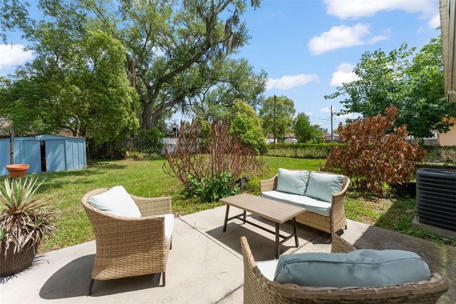 715 W BEACON ROAD, Lakeland, FL 33803