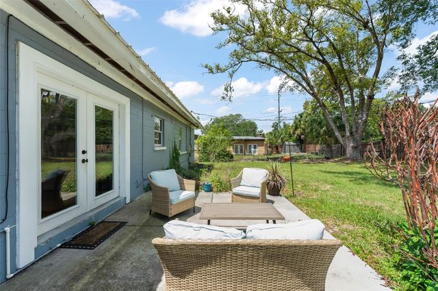 715 W BEACON ROAD, Lakeland, FL 33803