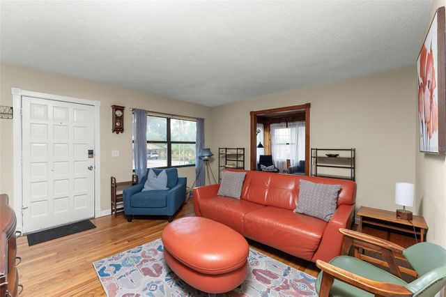 715 W BEACON ROAD, Lakeland, FL 33803