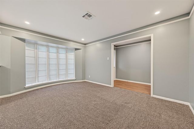 902 Kingsbridge Road, Houston, TX 77073