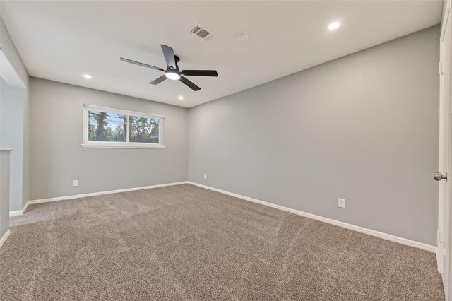 902 Kingsbridge Road, Houston, TX 77073