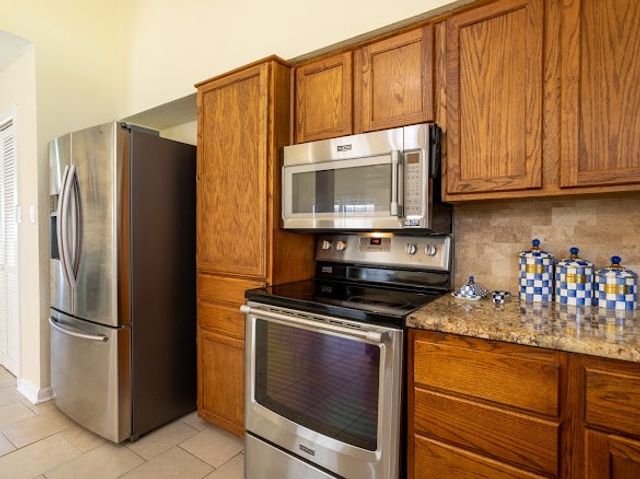 8209 Woodside Road, Rowlett, TX 75088