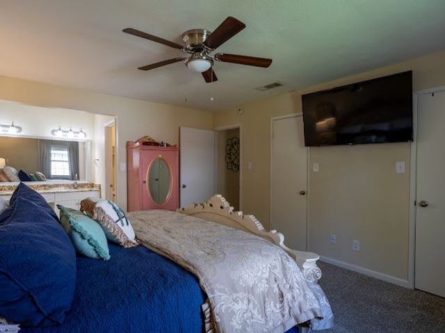 8209 Woodside Road, Rowlett, TX 75088