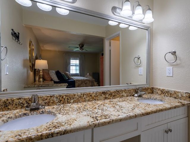 8209 Woodside Road, Rowlett, TX 75088