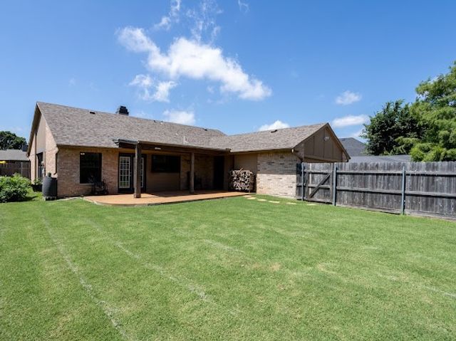 8209 Woodside Road, Rowlett, TX 75088