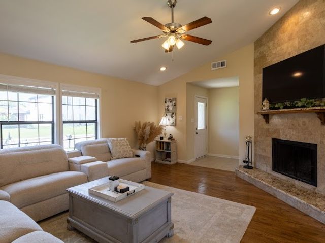 8209 Woodside Road, Rowlett, TX 75088
