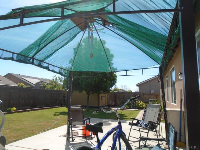 1383 Manor Avenue, Hanford, CA 93230