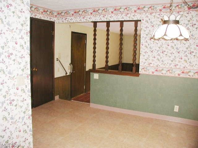 5610 Essex Drive, Seven Hills, OH 44131