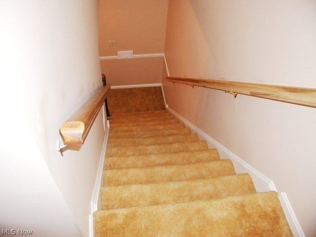5610 Essex Drive, Seven Hills, OH 44131