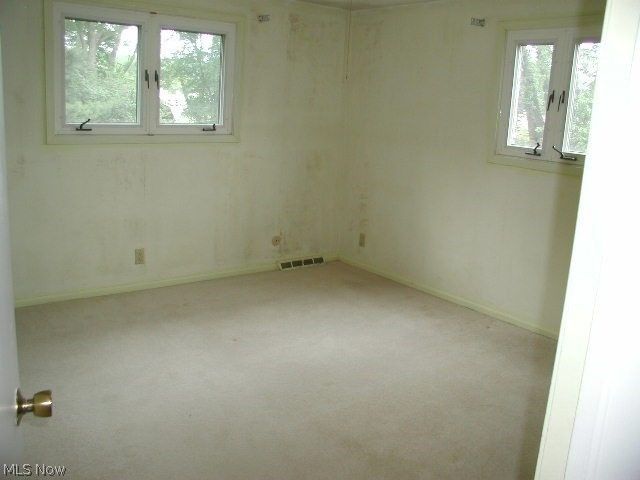 5610 Essex Drive, Seven Hills, OH 44131
