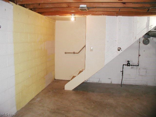 5610 Essex Drive, Seven Hills, OH 44131