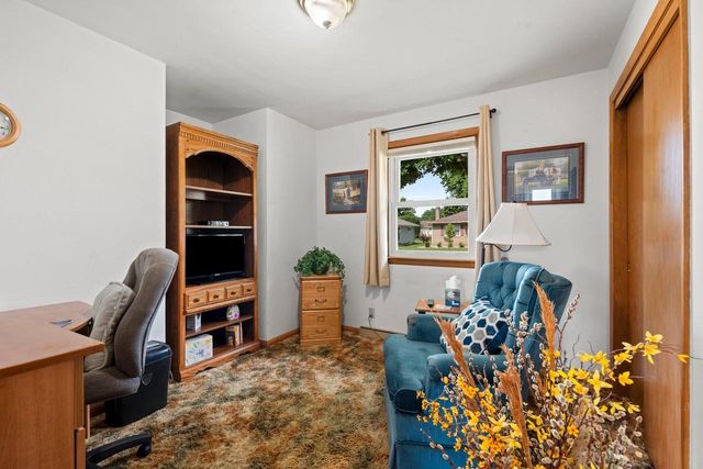 311 S KARLYN STREET, Kimberly, WI 54136