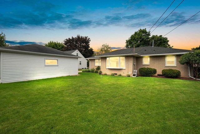 311 S KARLYN STREET, Kimberly, WI 54136