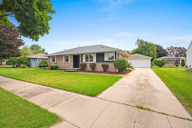 311 S KARLYN STREET, Kimberly, WI 54136
