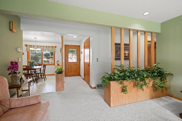 311 S KARLYN STREET, Kimberly, WI 54136
