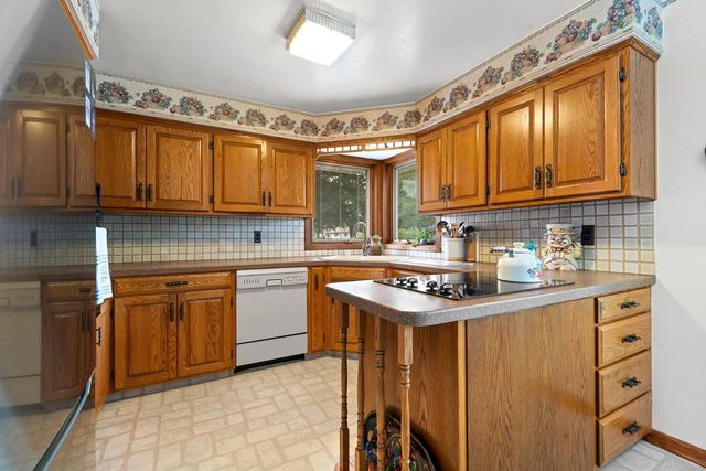311 S KARLYN STREET, Kimberly, WI 54136