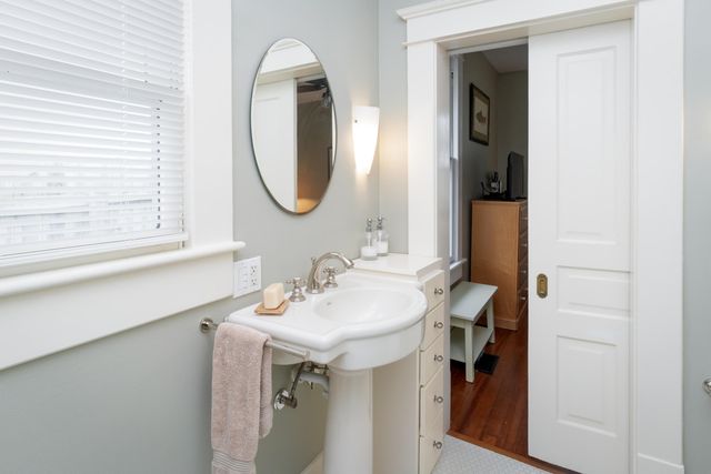 1009 Winthrop Street, Chattanooga, TN 37405