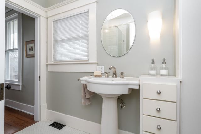 1009 Winthrop Street, Chattanooga, TN 37405