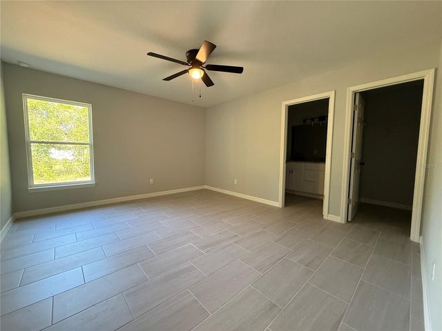 3 GUAVA PLACE DRIVE, Ocklawaha, FL 32179