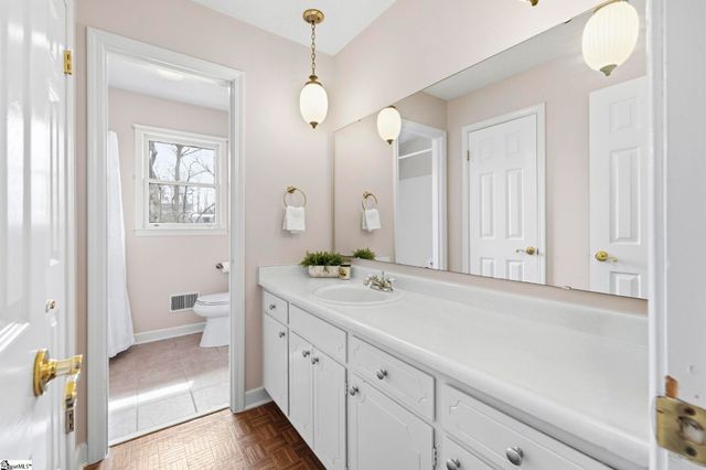 7 Balmoral Court, Greenville, SC 29611