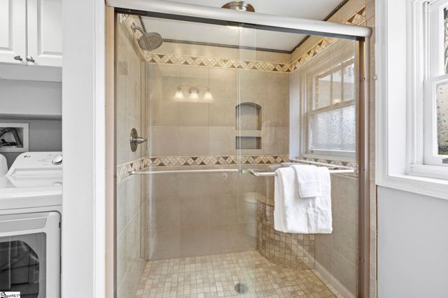 7 Balmoral Court, Greenville, SC 29611