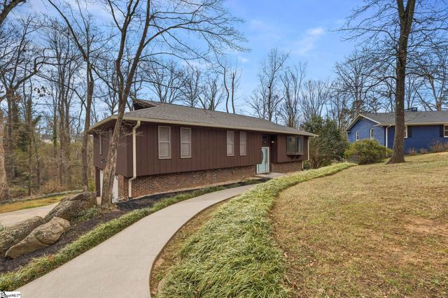 7 Balmoral Court, Greenville, SC 29611