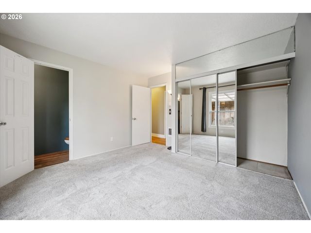 15445 Se STEPHENS Ct, Portland, OR 97233